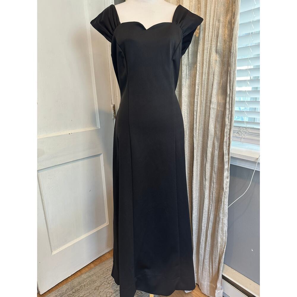 size 6 Tuxedo Wholesaler black formal dress